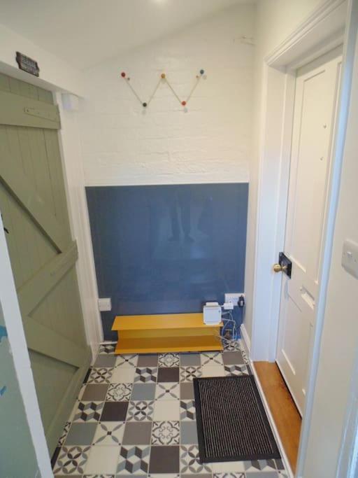Tiny For Couples In The Countryside Shalfleet